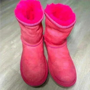 Ugg boots hot‎ pink raspberry size 4
